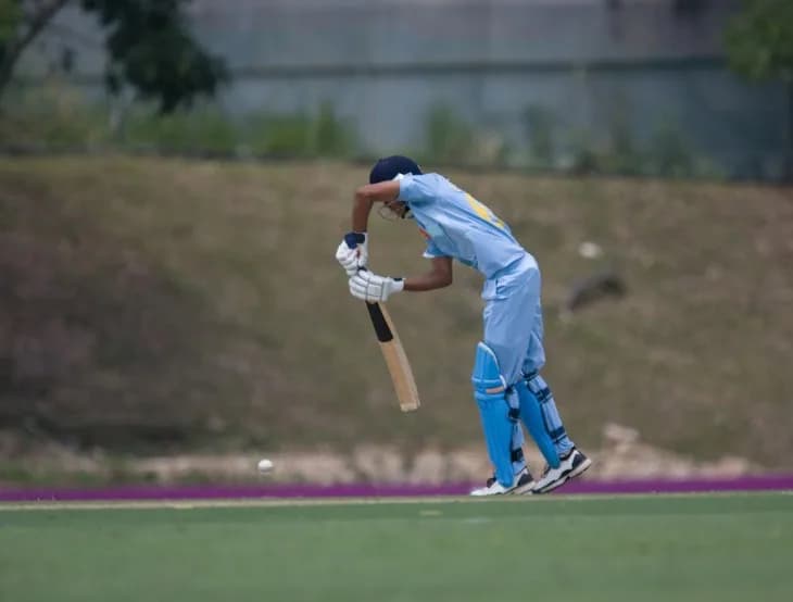 How to Measure Cricket Pads?