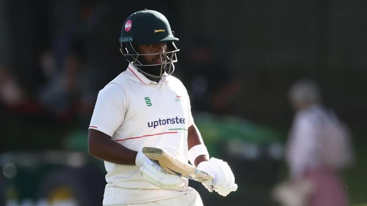 Ahmed Stars With Bat and Ball as Leics Hold Edge Over Yorks
