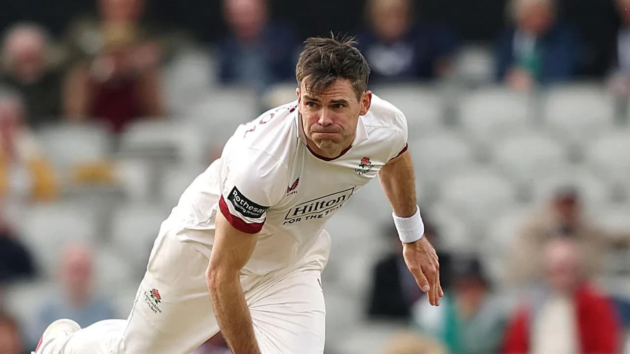 Anderson Shows His Class as Middlesex Dominate Day One at Old Trafford