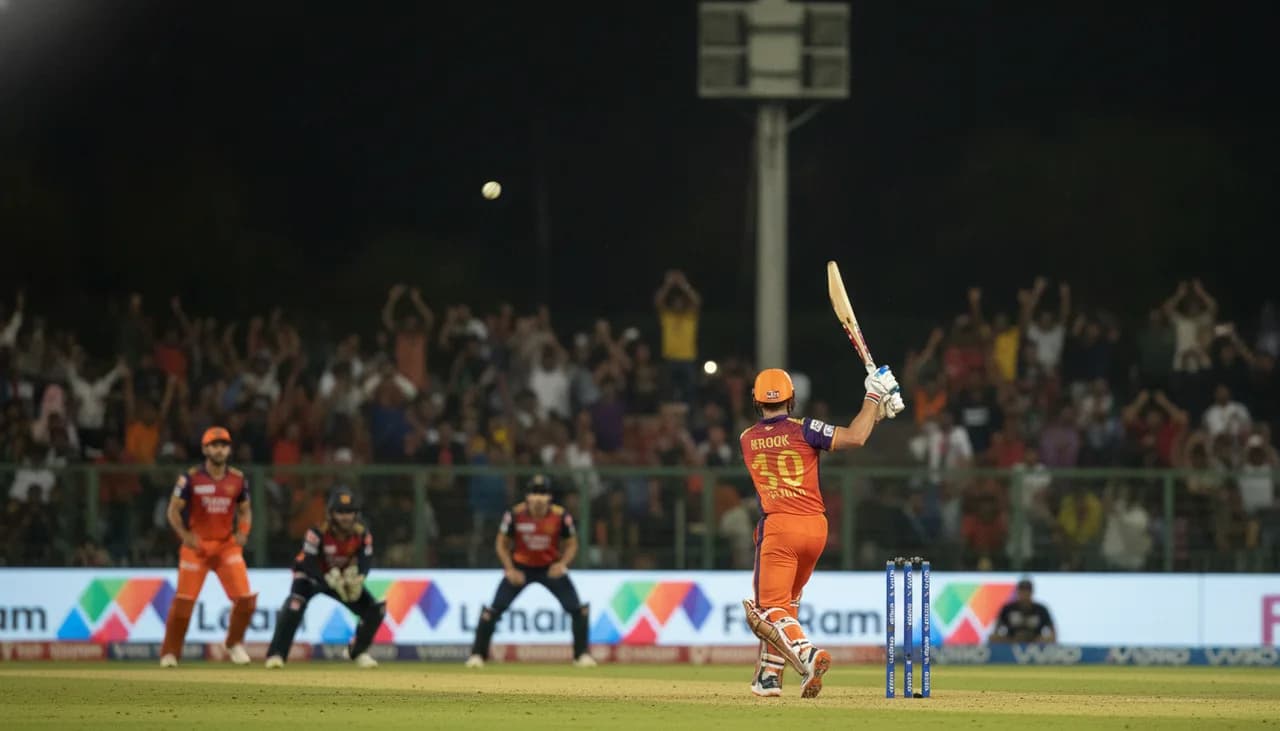 Brook's 15-Ball Fifty Powers Sunrisers to Hundred Record