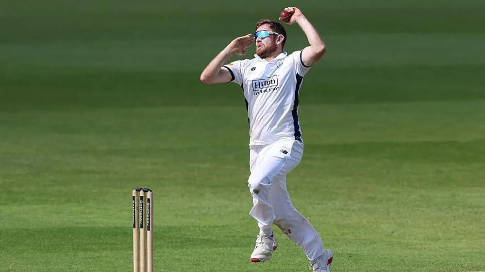 Dawson Calls Time on Red-Ball Cricket to Extend Hampshire Career