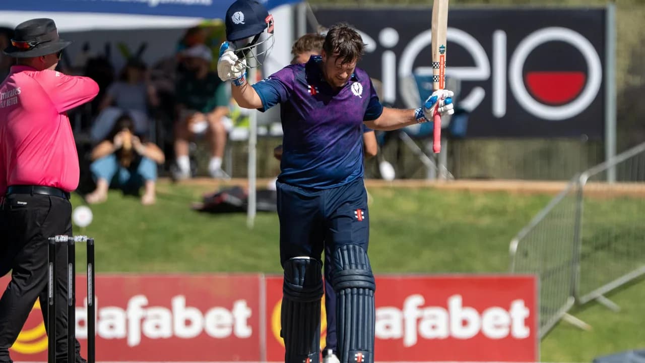 Leicher's Last-Ball Six Denies Scotland Clean Sweep