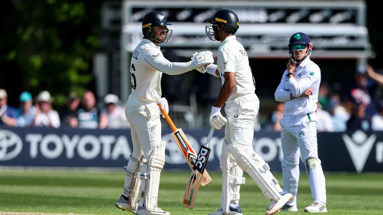 Ravindra and Blundell rescue New Zealand from early collapse