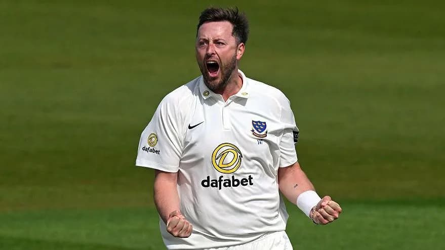 Robinson Eyes England Return After McCullum Contact