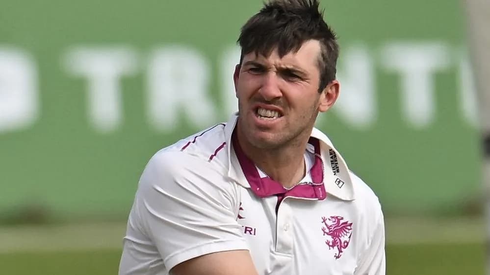 Somerset Crush Notts by 306 Runs to End Champions' Unbeaten Run